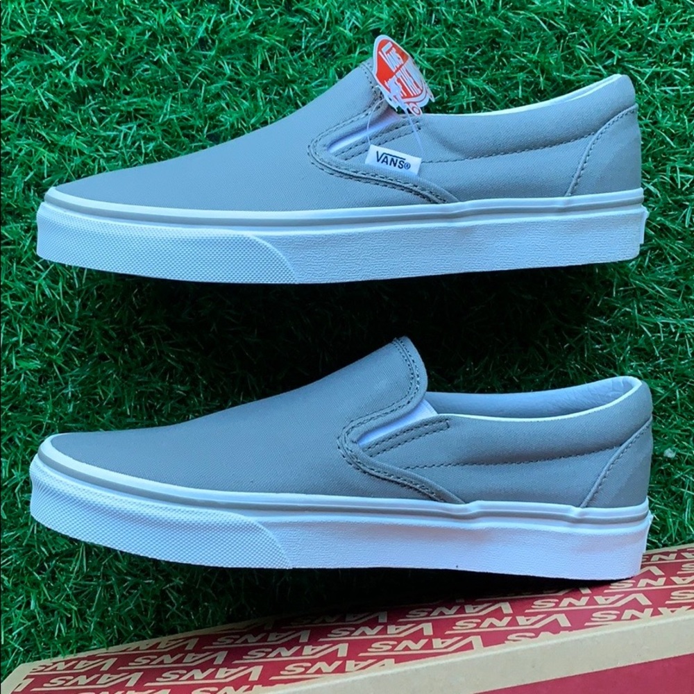 VANS CLASSIC SLIP-ON WILD DOVE/TRUE WHITE WMNS - Picture 13 of 16
